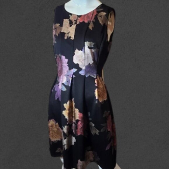 Black Dress With Metallic Flowers STELLA & JULIE sz 10 - Picture 2 of 5